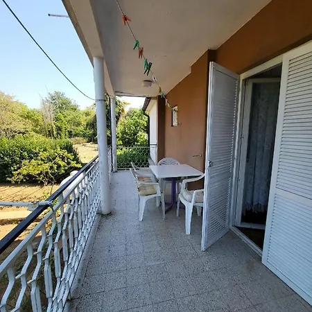 Apartment Sara